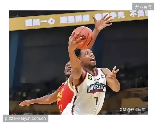 祝铭震凭借其稳定的3D属性，成为寻求补强锋线深度的季后赛球队热门人选